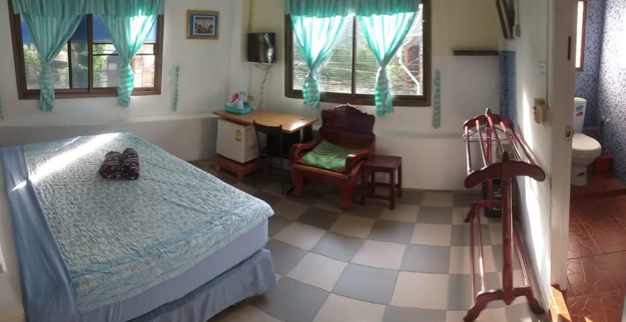 Residence House Trat Bagian luar foto
